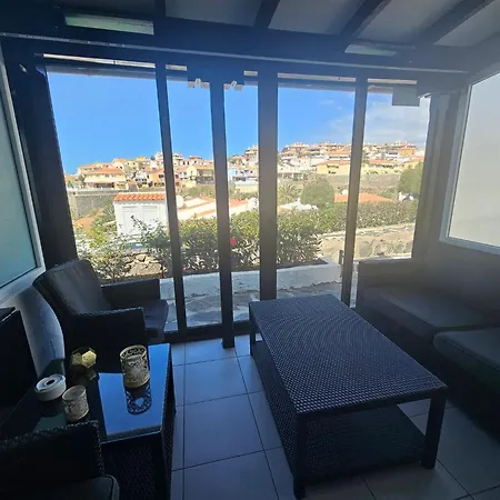 Сasa de vacaciones With Sea Views *