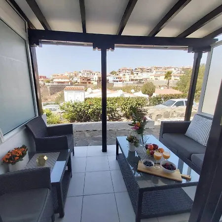 Дом отдыха With Sea Views Моган