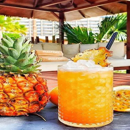 Semesterbostad With Sea Views